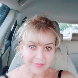 Meet your Posher, Jeannella